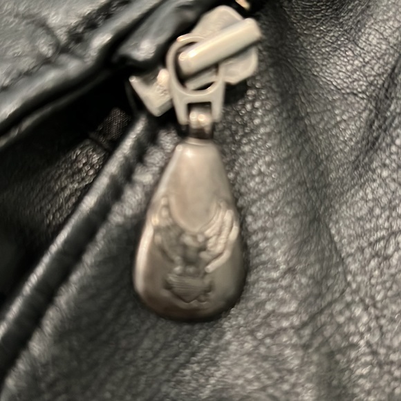 Nearly New Authentic Leather Harley Coat😍 - Picture 7 of 16